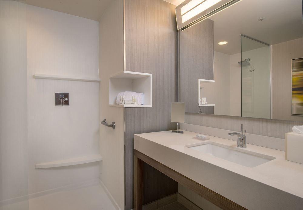 Courtyard By Marriott Austin Флюгервілль Екстер'єр фото